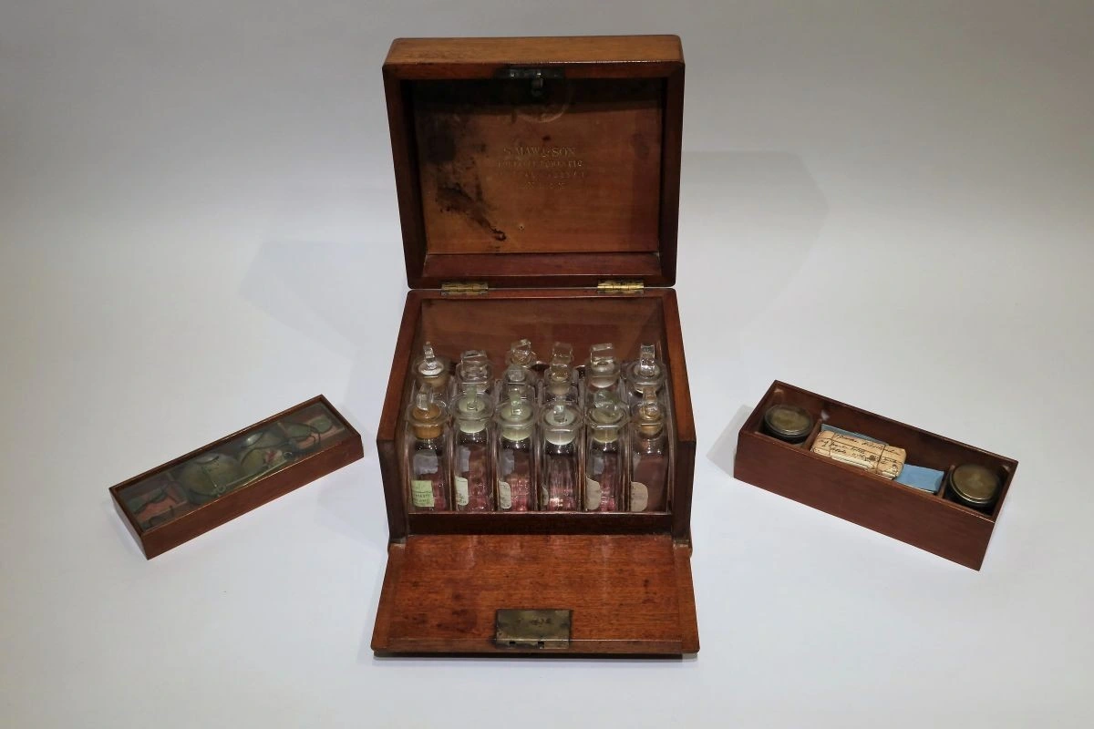 Ship pharmacy, British, ~1870 AD