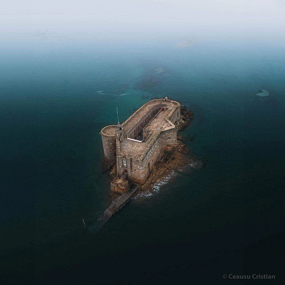 Taureau Castle, France